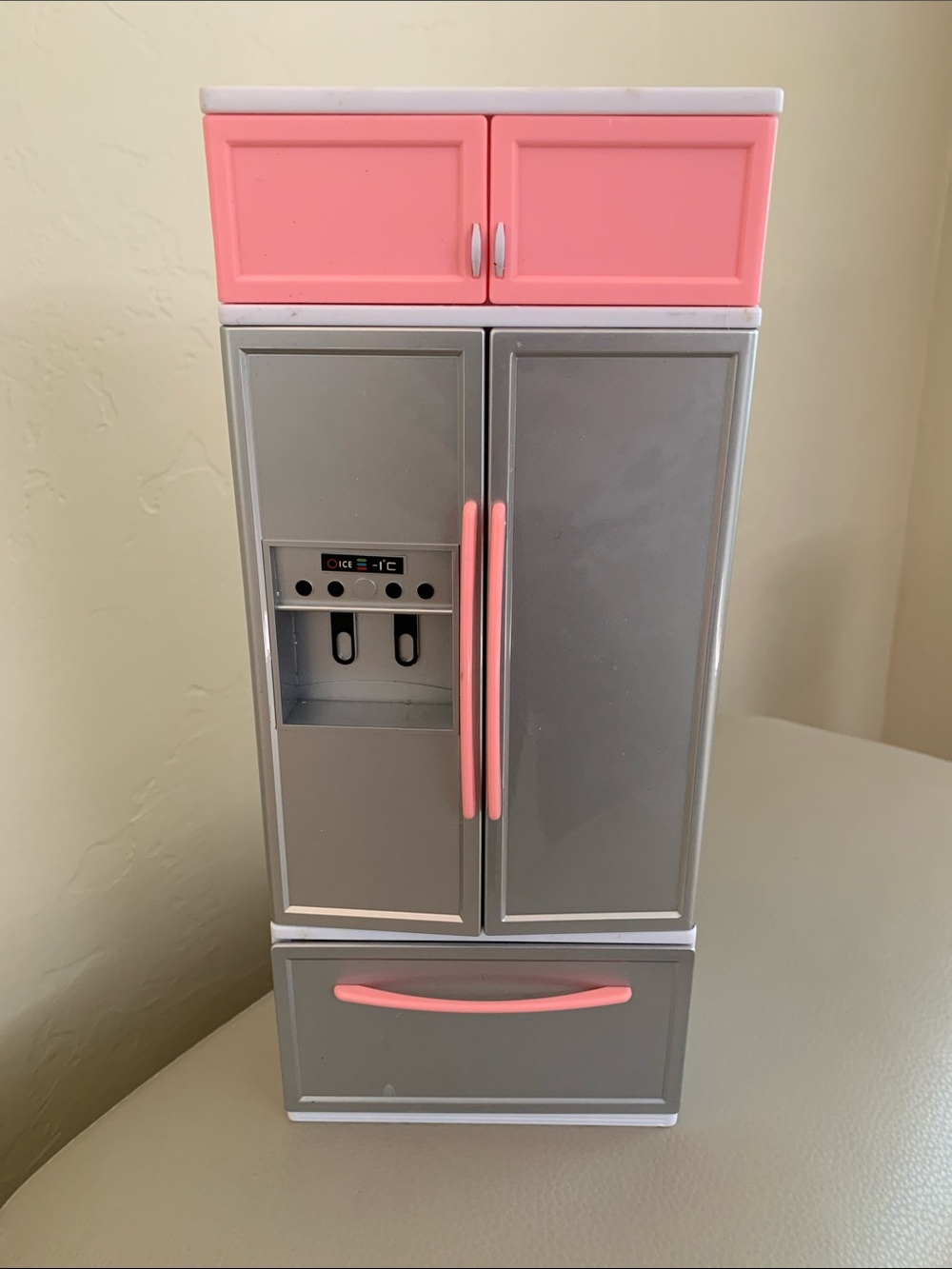 Barbie Doll Size Refrigerator